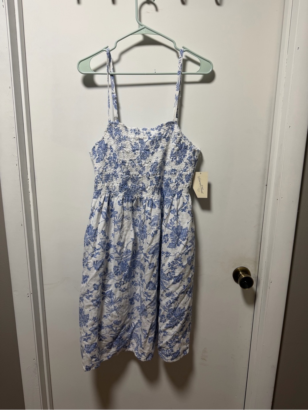 Universal Thread Blue and White Smocked Floral Sundress